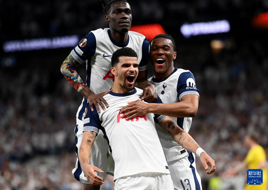 雄鹿有意引进莫兰特 搭档字母哥重塑争冠阵容 交易核心或为库兹马