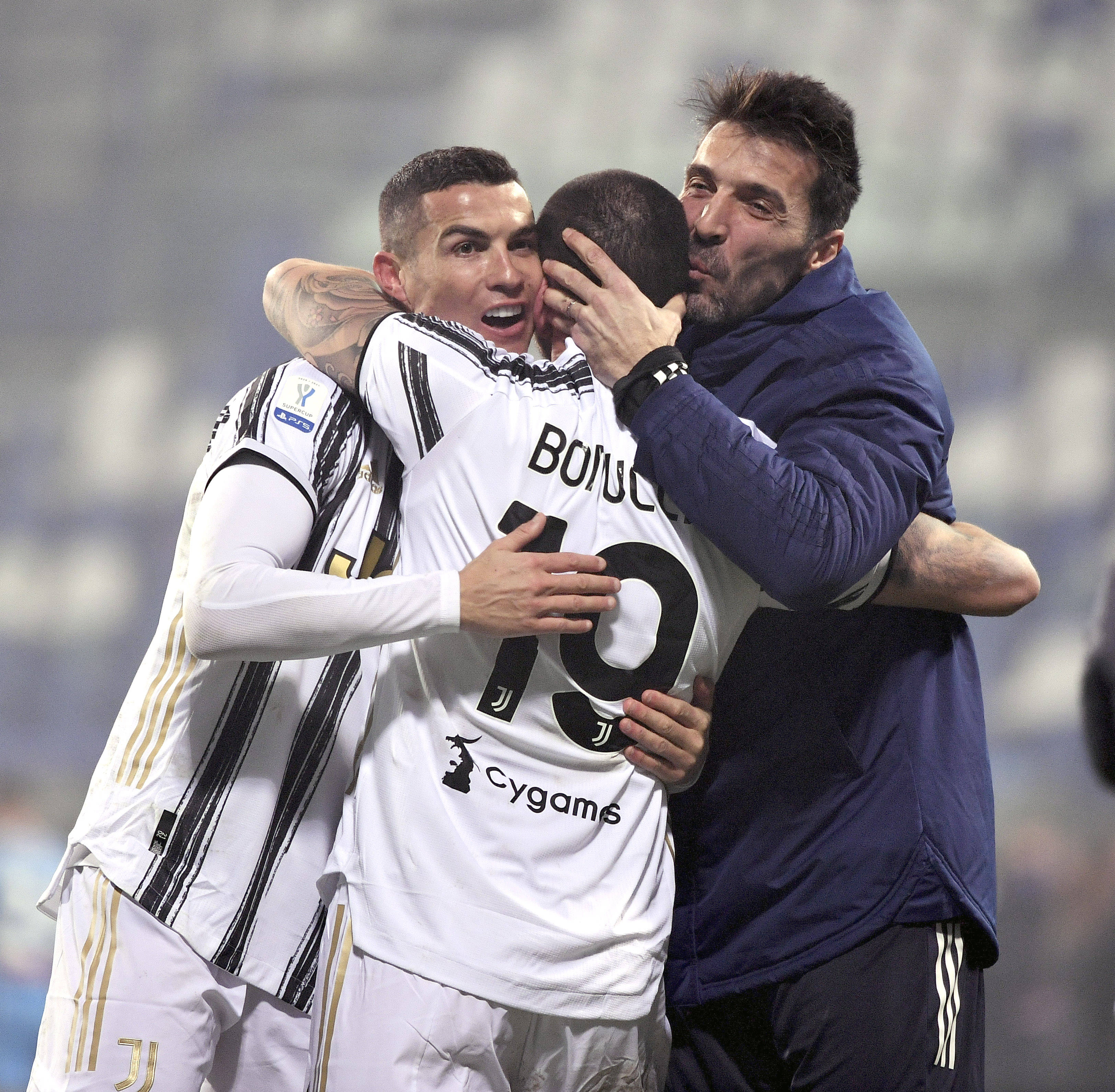 Denfami专访《绝区零》制作人李振宇